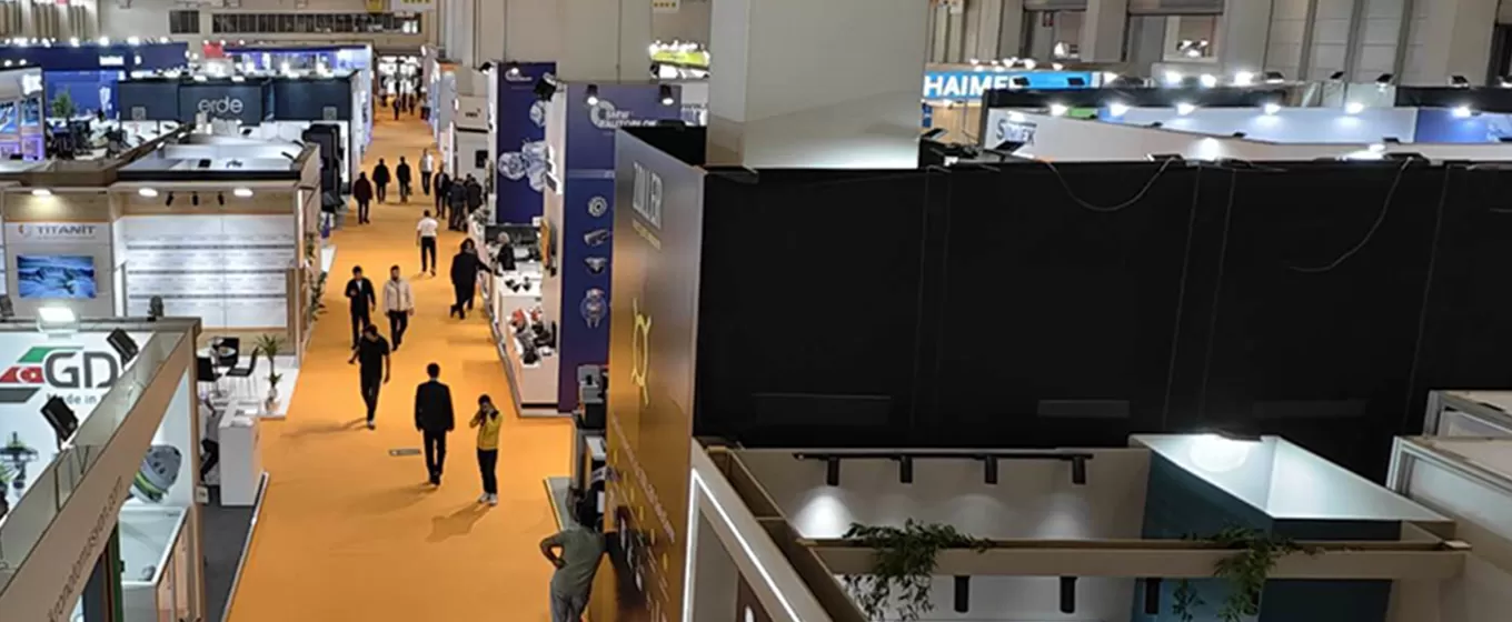 Zalety centrum obróbkowego wiercenia i frezowania serii B