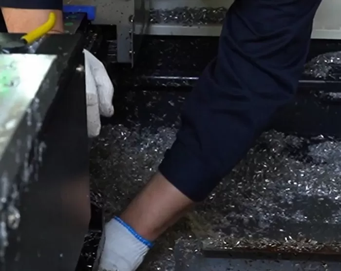 Czyszczenie elementów CNC