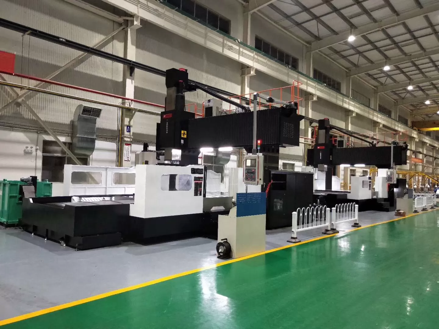 Sześć konfiguracji głowicy wrzeciona dla rozszerzonych możliwości obróbki